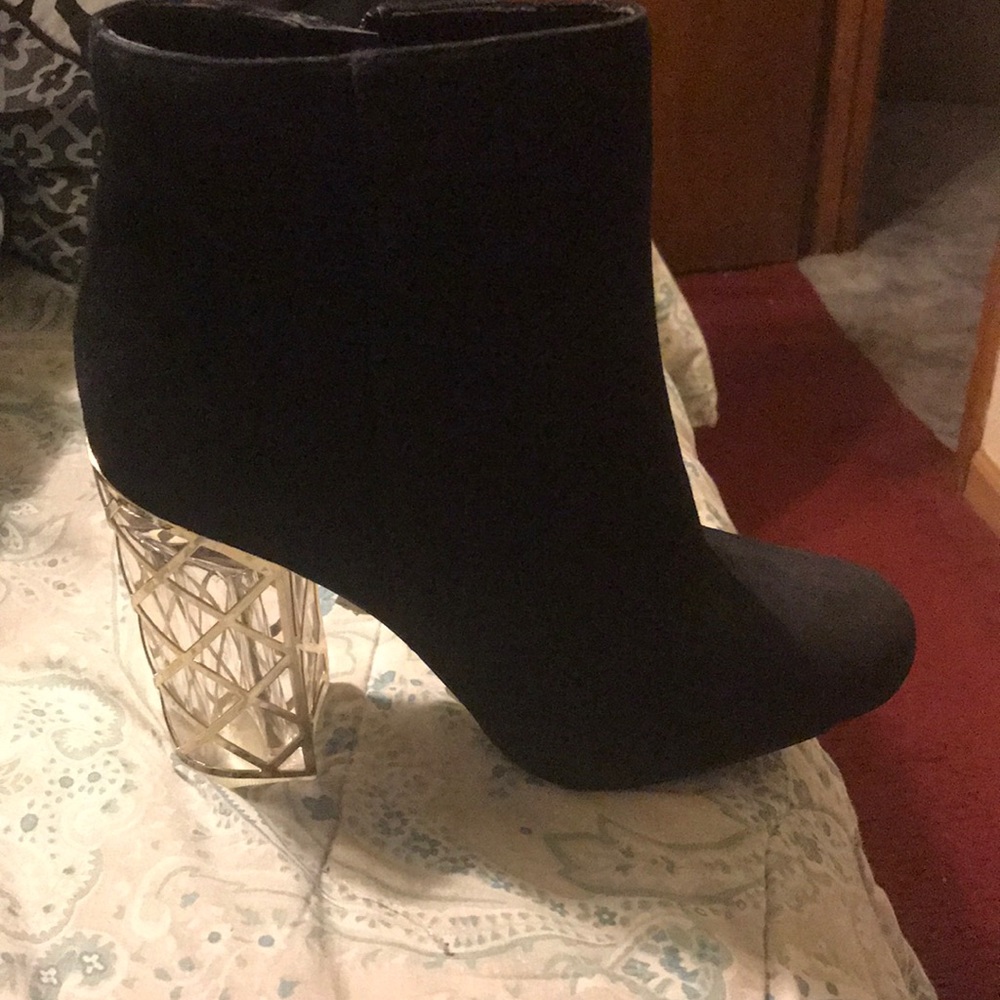 Black boots